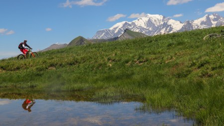 Image : Alpes du Nord : Le tour du Mont Blanc en VTTAE