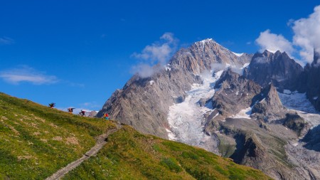 Image : Alpes du Nord : Enduro autour du Mont Blanc