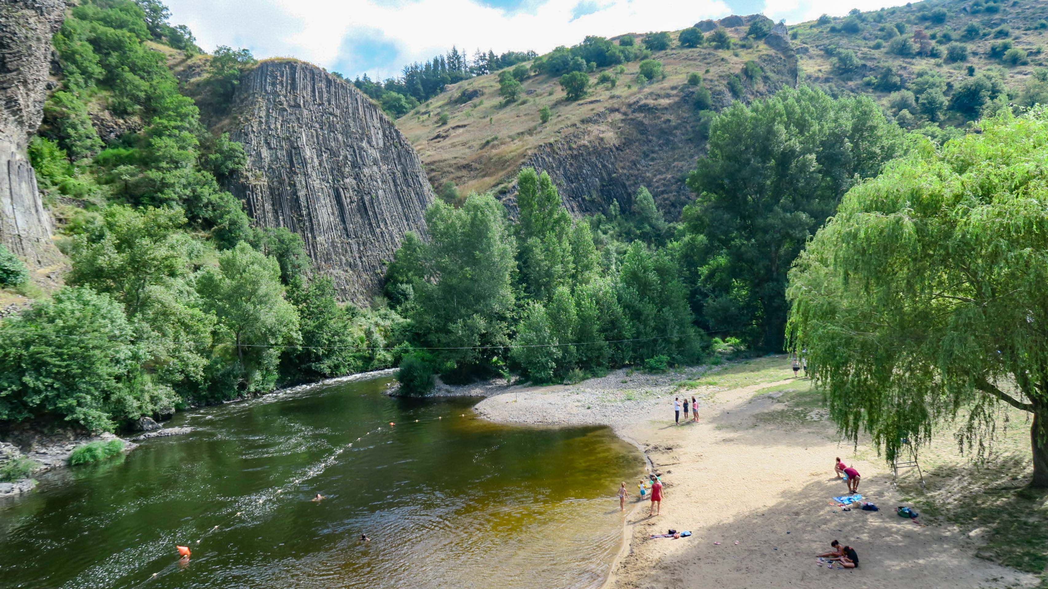 Plage de Prades et ses orgues basaltiques